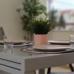 شقة Irida